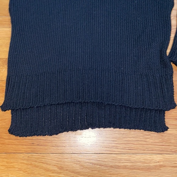 NWOT Marcella Moda Cold Shoulder Mock Neck Sweater - Picture 7 of 14